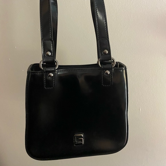 GUESS Black Hand Bag - Picture 1 of 3